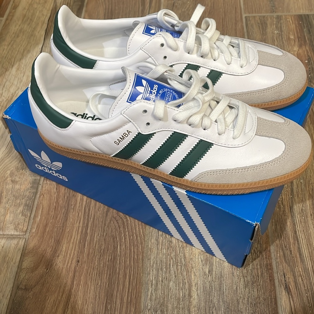 Adidas men’s Samba size 9-1/2 Forest Green color